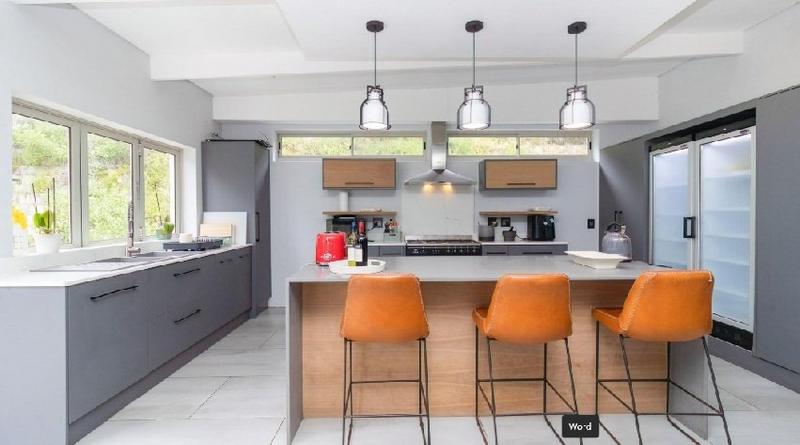 6 Bedroom Property for Sale in Kleinbaai Western Cape